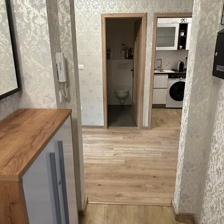 Sunny House Two * ברטיסלאבה